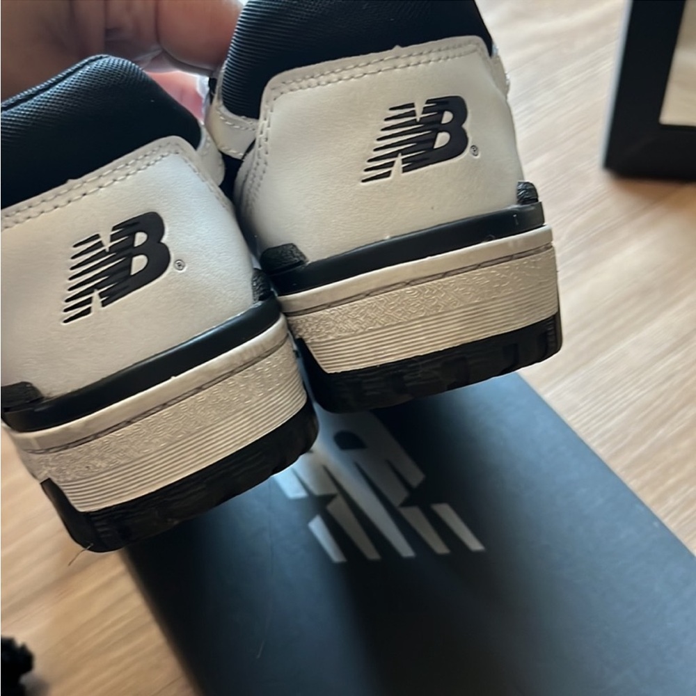 New Balance 550 - Picture 4 of 10